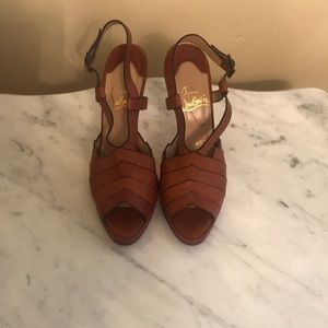 Hello, I am selling Christian Louboutin heels.